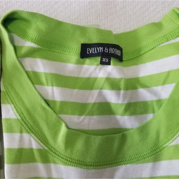 3 striped top with sleeve bow detail XS - Picture 4 of 7